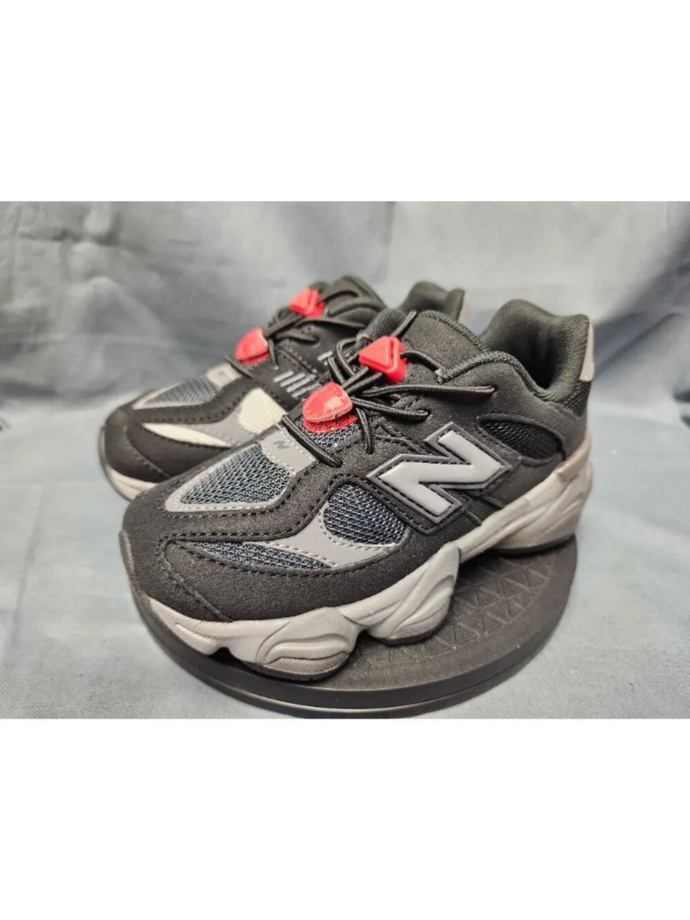 New Balance Toddlers 9060 Sneakers Slip On IV9060BK Black Size 6 NEW NO BOX!